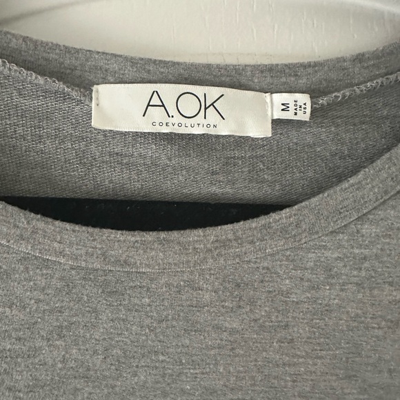 Gray Ruffle Sleeve Women's Top - Picture 2 of 2